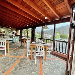https://apartamentos-los-telares-hermigua.in-canary-islands.com